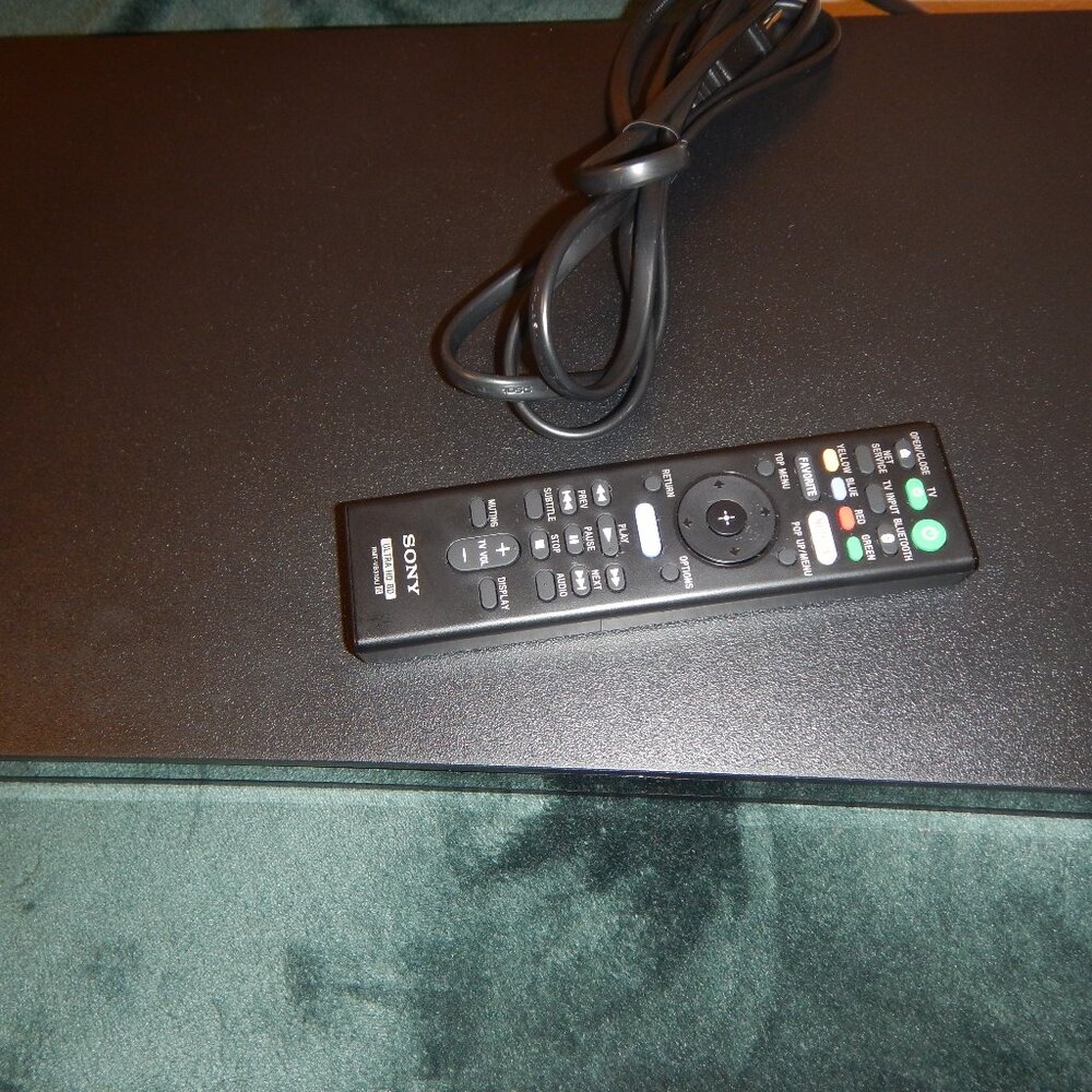 SONY BLU RAY DVD PLAYER